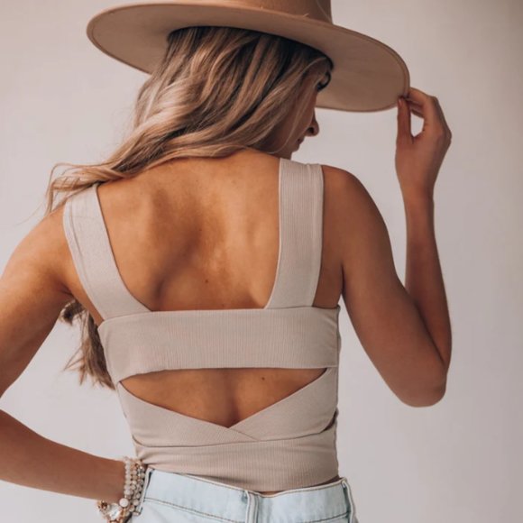 southern alternative Tops - | southern alternative - off-white rebel ribbed cross back crop top - medium |